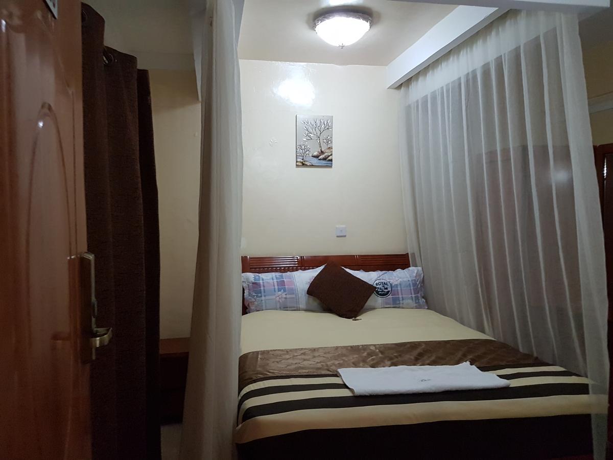 Royal Palm Hotel And Suites Накуру Экстерьер фото