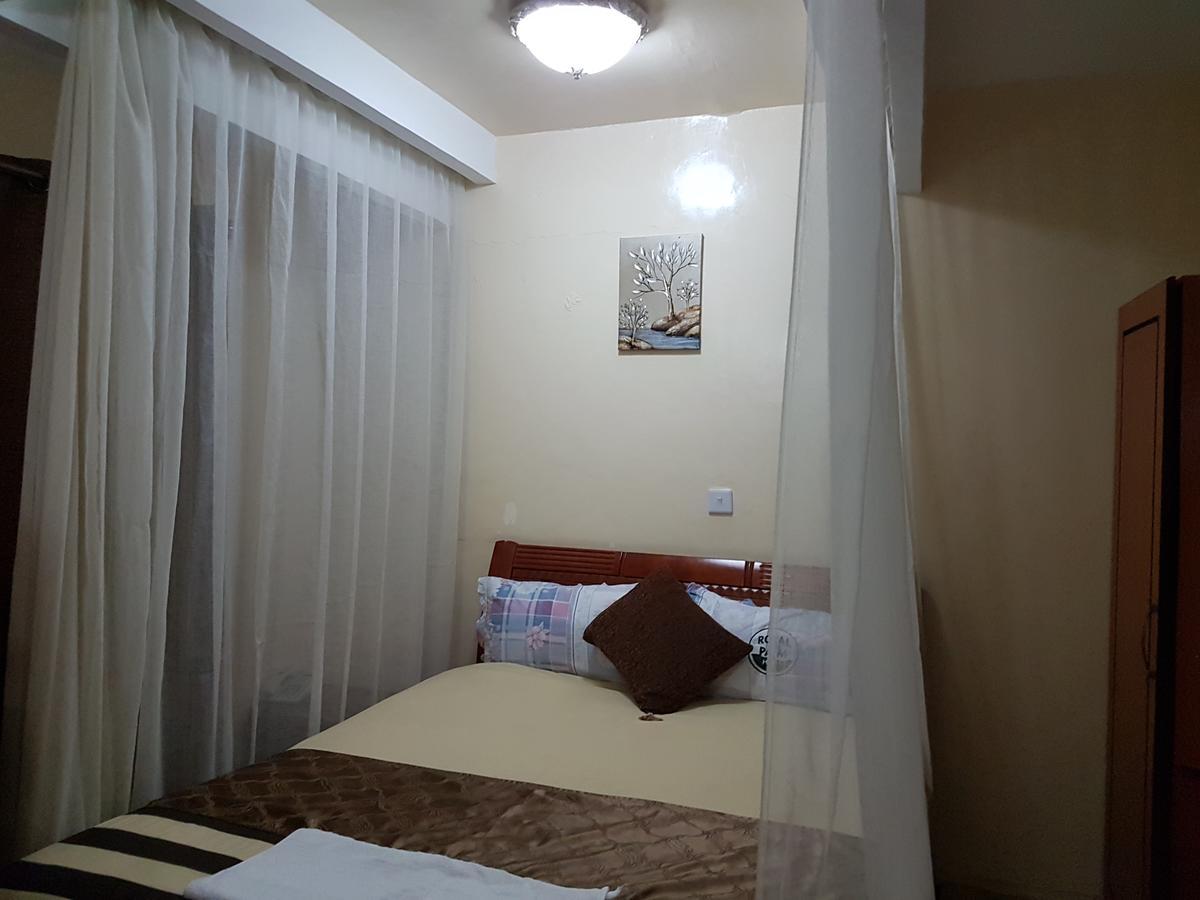 Royal Palm Hotel And Suites Накуру Экстерьер фото